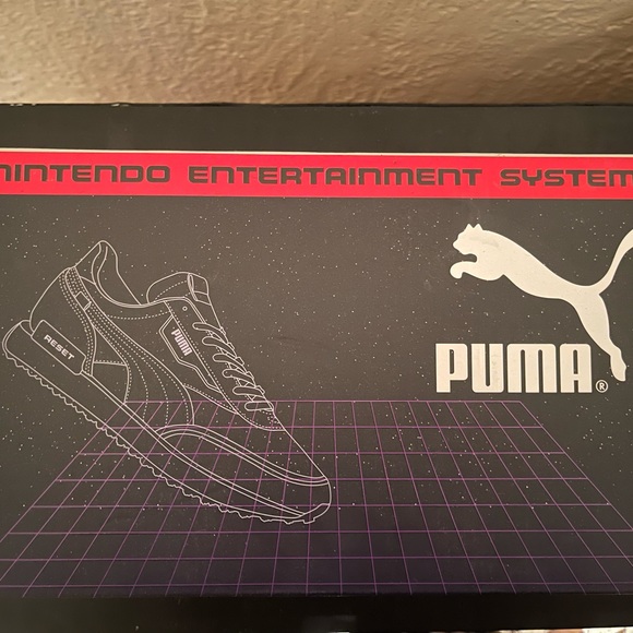 NWT Limited Edition Super Mario Pumas - Picture 4 of 6